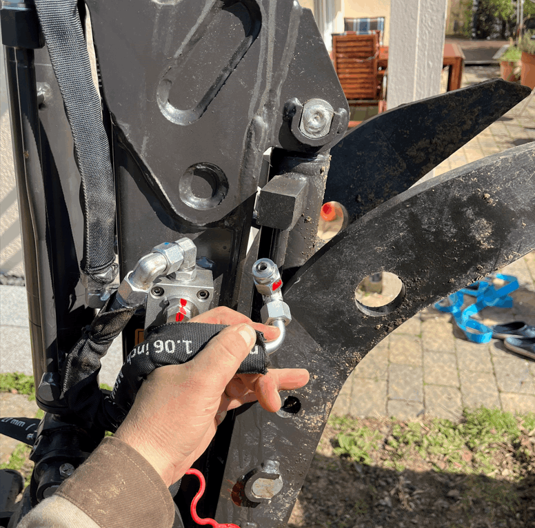 XN12-9 Bruch Verschraubung